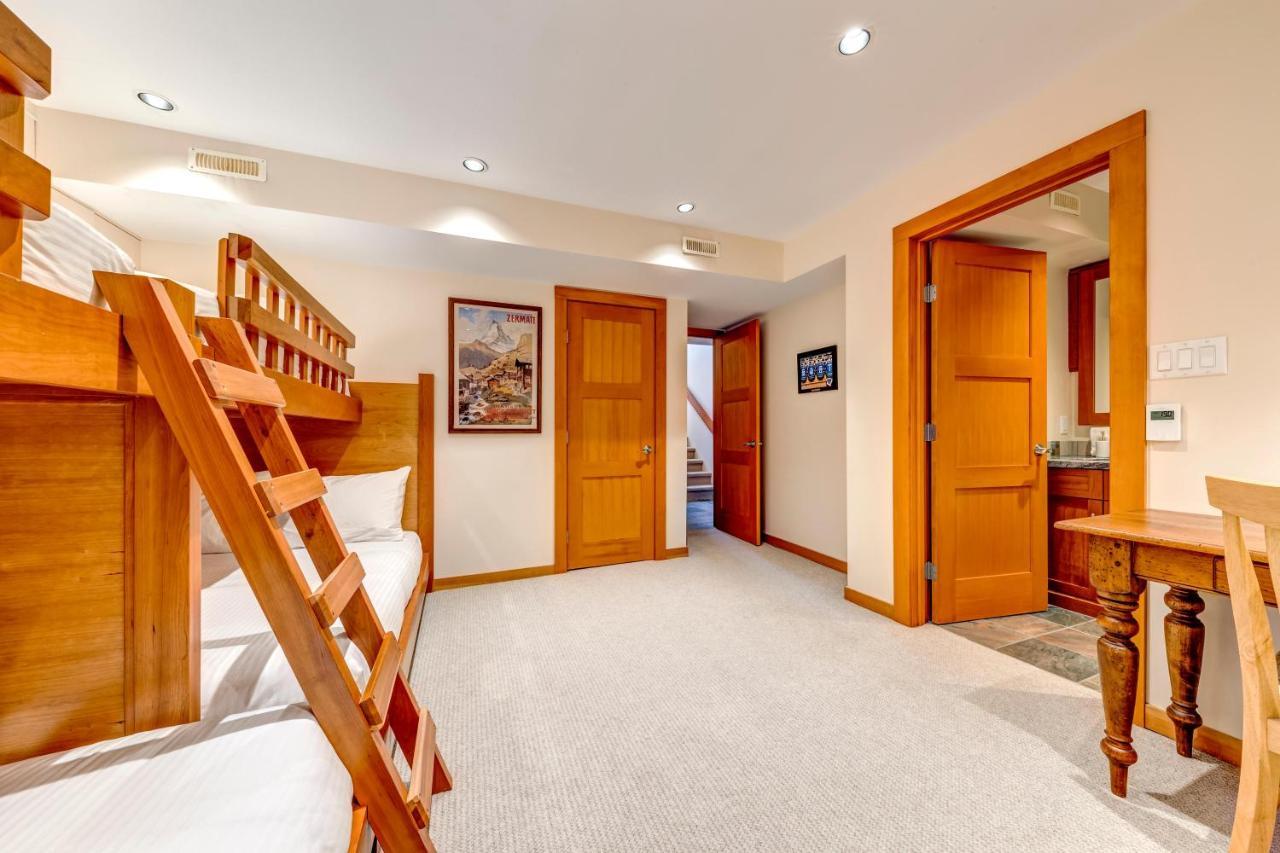 Snowy Creek 14 Villa Уислър Екстериор снимка