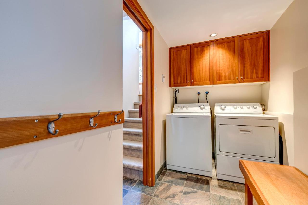 Snowy Creek 14 Villa Уислър Екстериор снимка