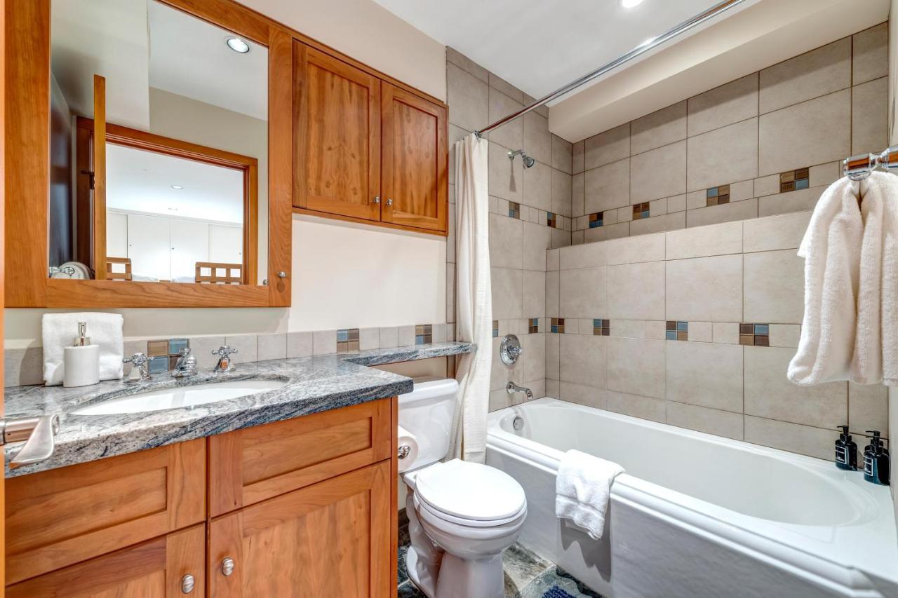 Snowy Creek 14 Villa Уислър Екстериор снимка